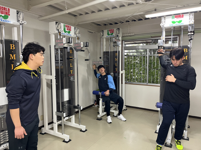 ML 전설&현역 장수생 수두룩 비결은?…한국야구 미래가 日 돗토리에 모였…