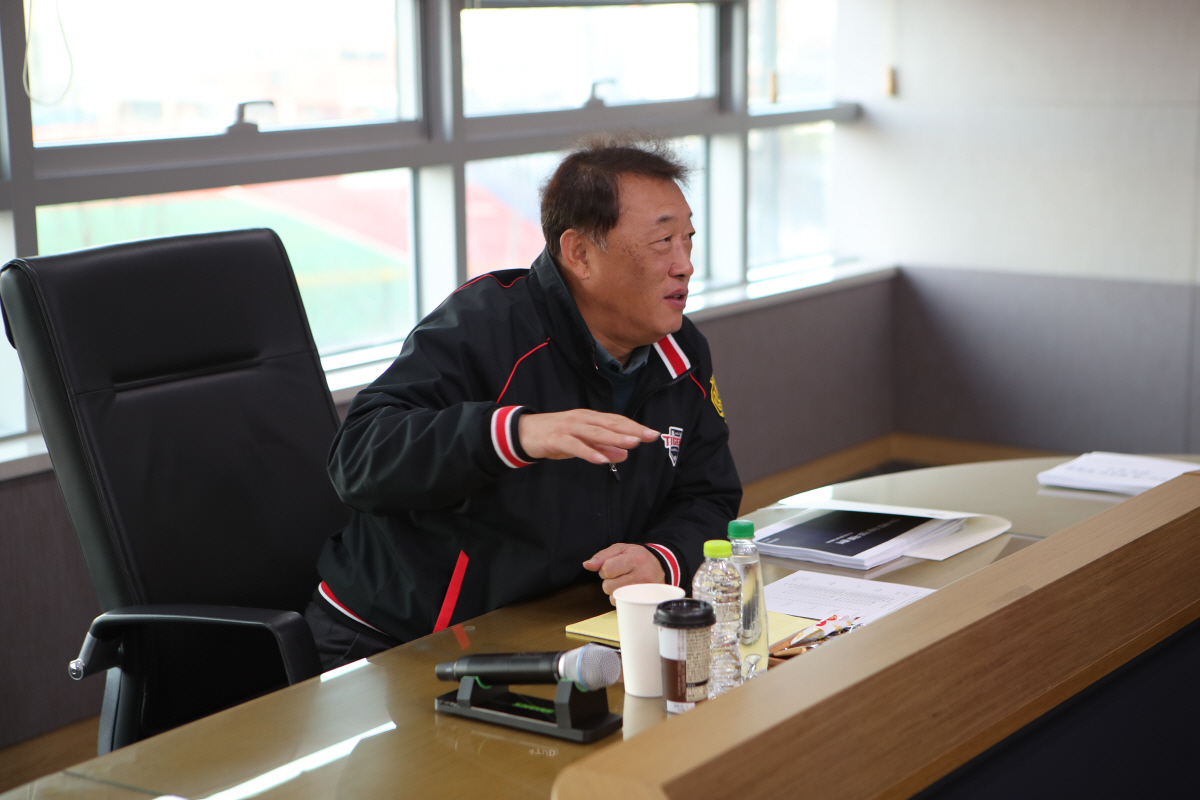 "2년 연속 우승, 과연 가능한가?" KIA, 대표이사부터 단장→프런트까…