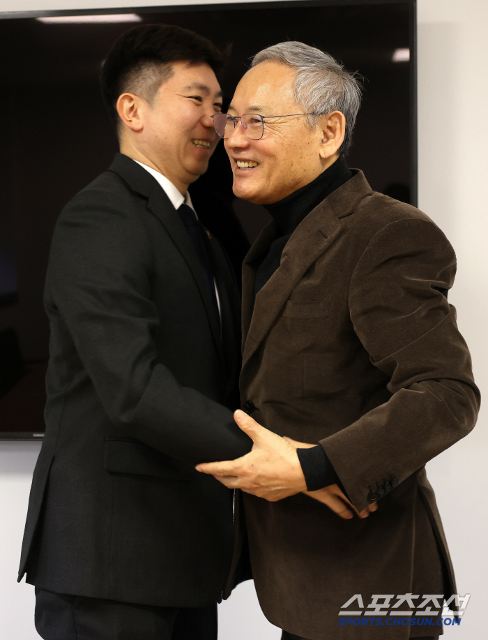 "문체부→제천→함안→故조양호 회장" 유승민 회장,당선되자마자 '하드워커'…