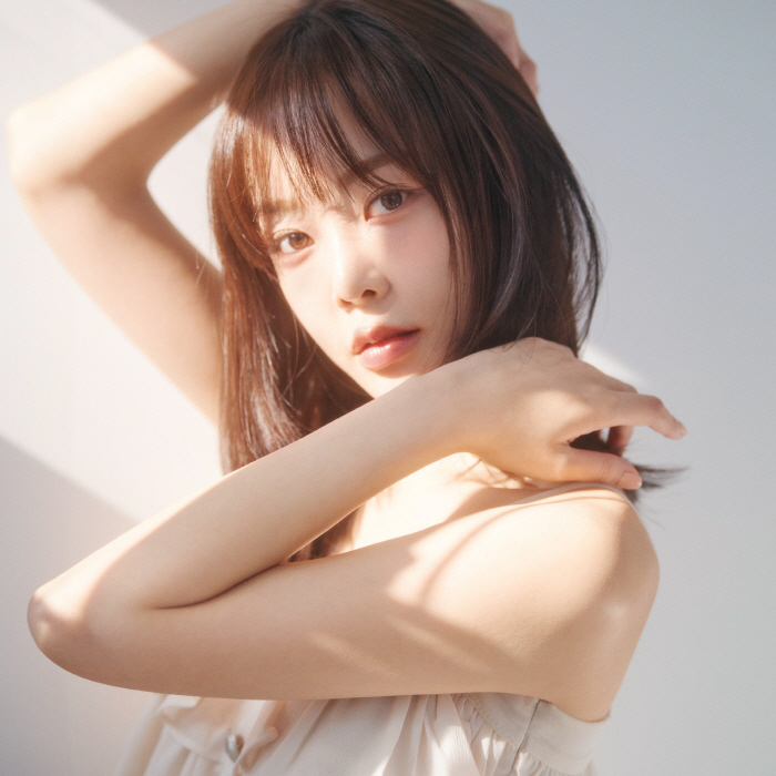 유민(멜로디데이), 싱글 '드라이 플라워' 발표…그리움 '꽃갈피'에 담았…