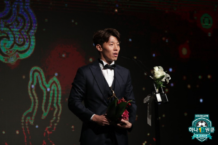 [단독]'K리그 MVP 경험 더한다' 승격팀 안양, 베테랑MF 김보경 전…