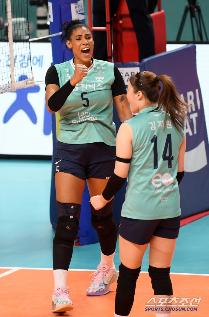 '3G 연속 풀세트 혈투+총 151점' 쿠바 괴물 실바는 34세…괜찮을까…