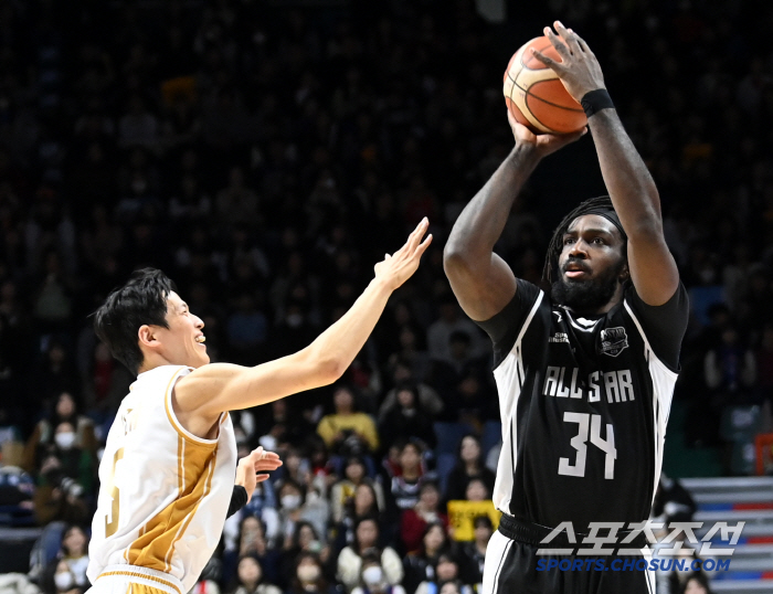 [올스타전]'자밀 워니 NBA 모드→MVP 영광' 전희철의 '크블몽팀',…