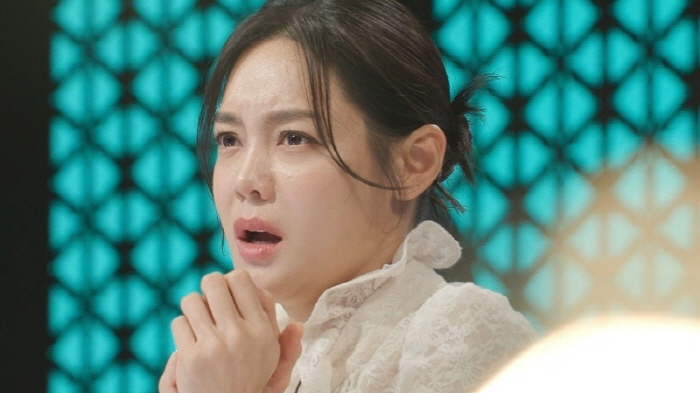"온 몸이 검은 빛, 구멍에서 모두 선혈이 흘러나와"…안현모·이지혜도 혀…