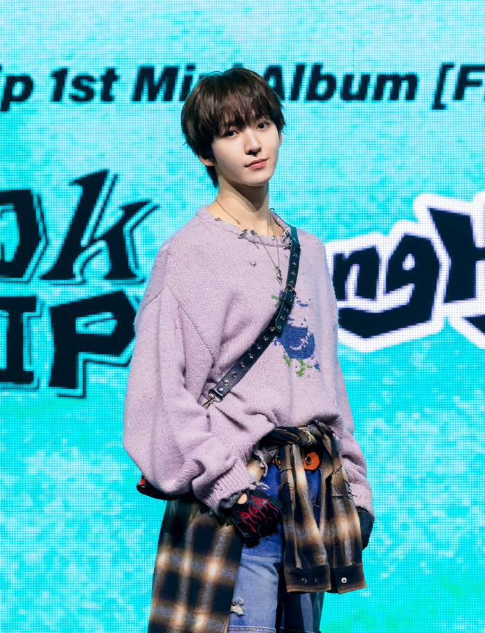 [SC현장] "JYP 9년 연습생 출격"…킥플립, 박진영→스키즈 장담한 …