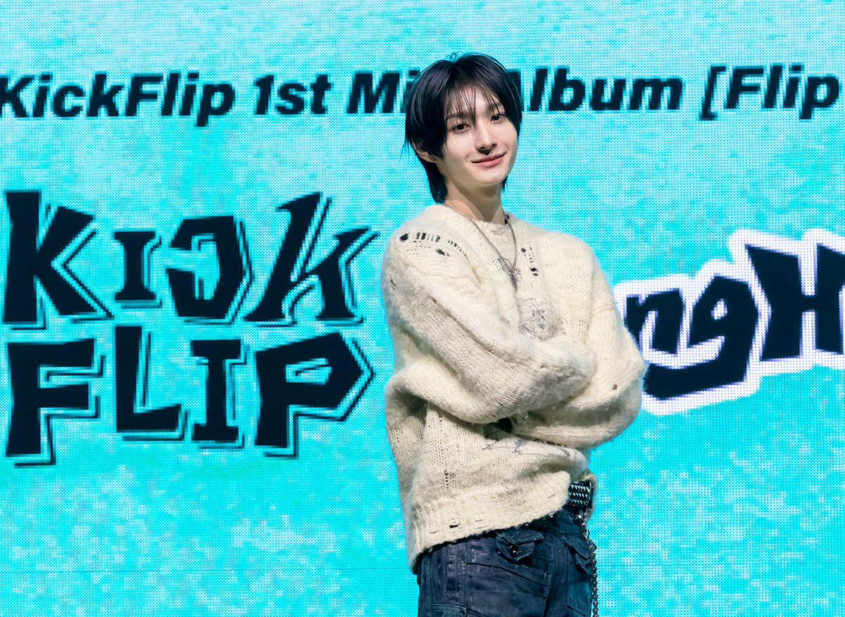 [SC현장] "JYP 9년 연습생 출격"…킥플립, 박진영→스키즈 장담한 …