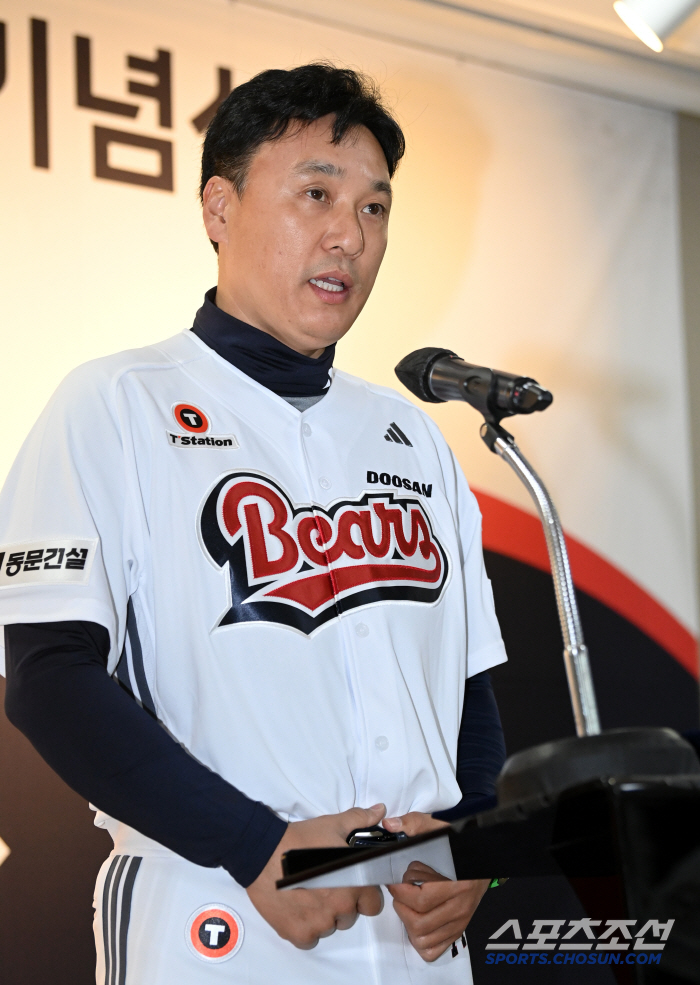 이승엽 감독도 이 악 물었다! "육체적으로나 정신적으로나 힘든 캠프 될 …