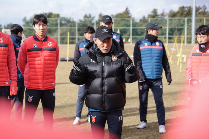 새출발 제주, 'SK 컬러'도 부활할까…'미완성' 학범슨 구상에 답 있다…