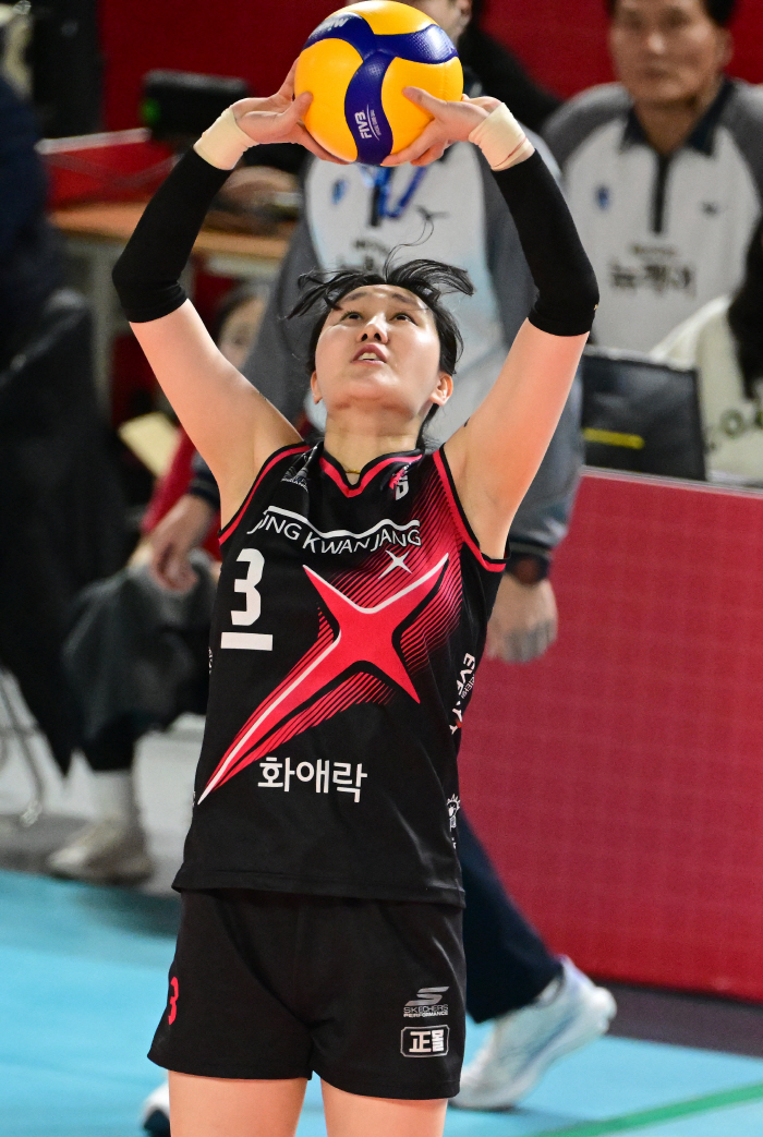 '15401' 레전드 넘었다…염혜선이 쓰는 V리그 역사 "(한)선수 오빠…