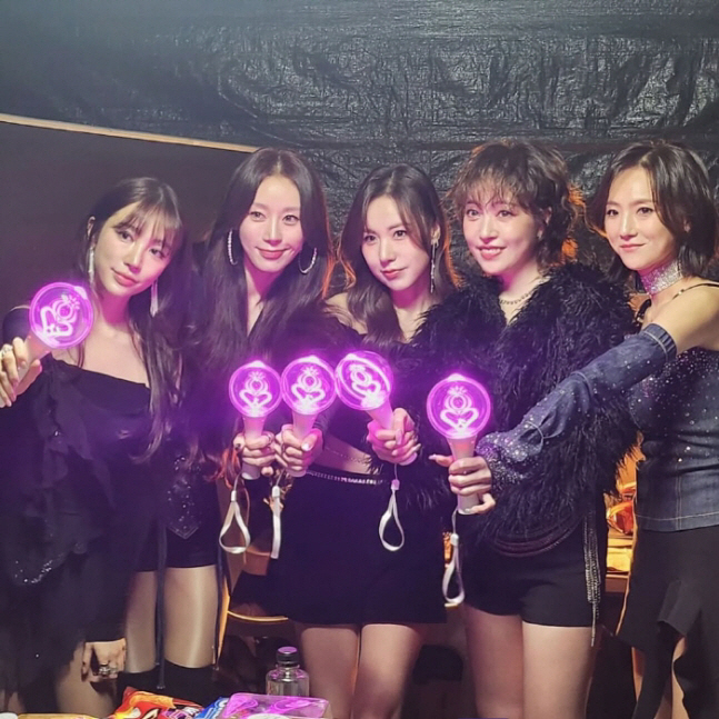 "은혜 때린 적 없다" 베이비복스 이희진·김이지, 루머 해명→14년만 완…