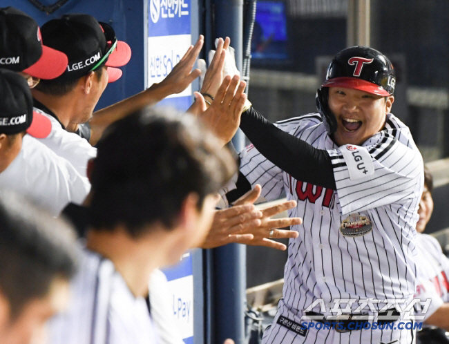 '4년만에 3000만원→4억1000만원 1267% 수직상승' 홈런왕 동기…