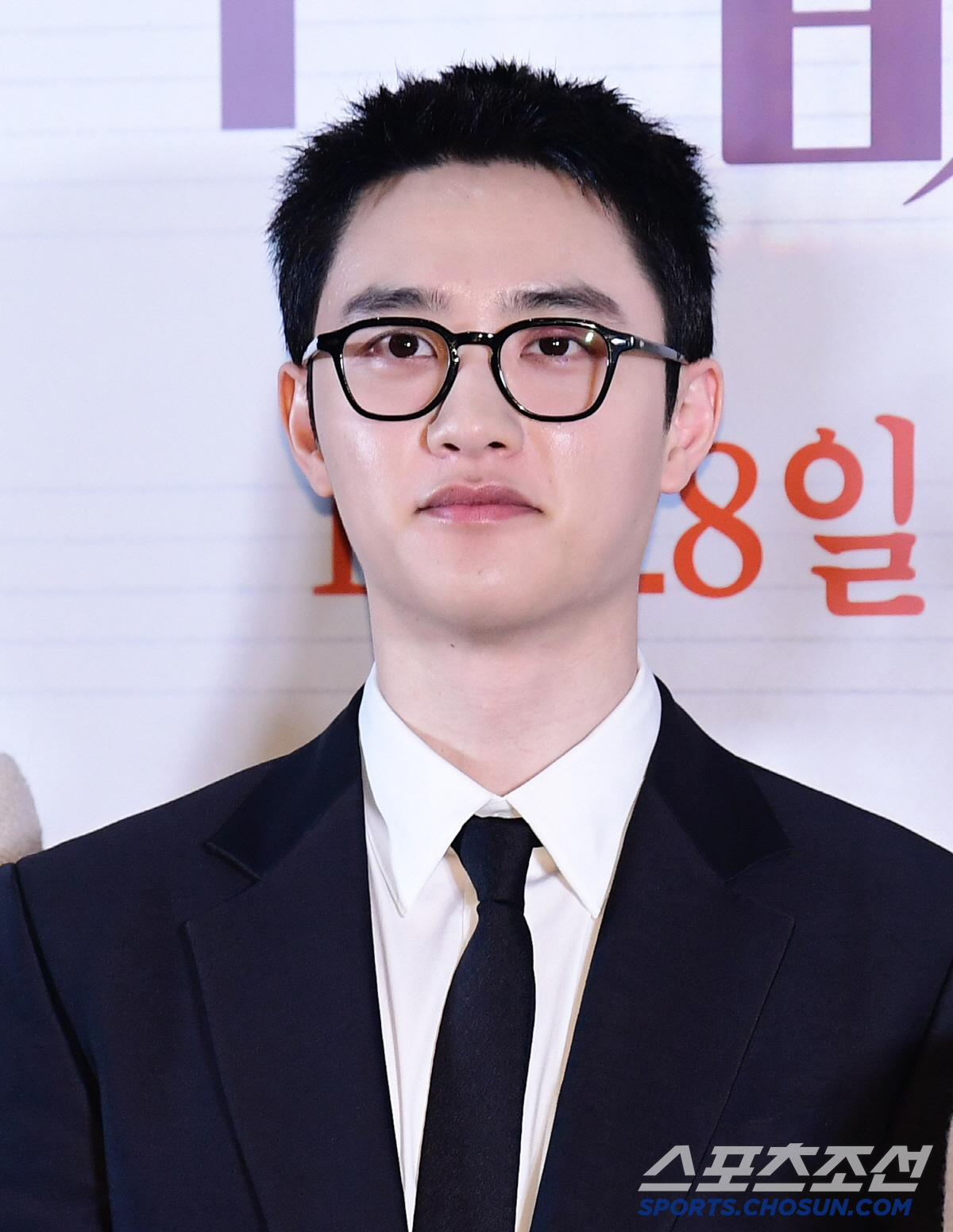 도경수가 말아주는 '멜로' 어떨까…"평범한 사랑 이야기 원했다" ('용타…