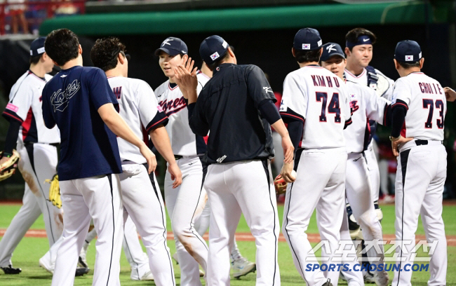 '발등에 불 떨어졌다' 야구 대표팀 진짜 시험대, 내년 3개 대회 한꺼번…