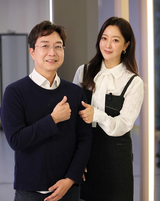 [SCin스타] “즐거운 시간이었어요” 김희선, 건축가 유현준과 특별한 …