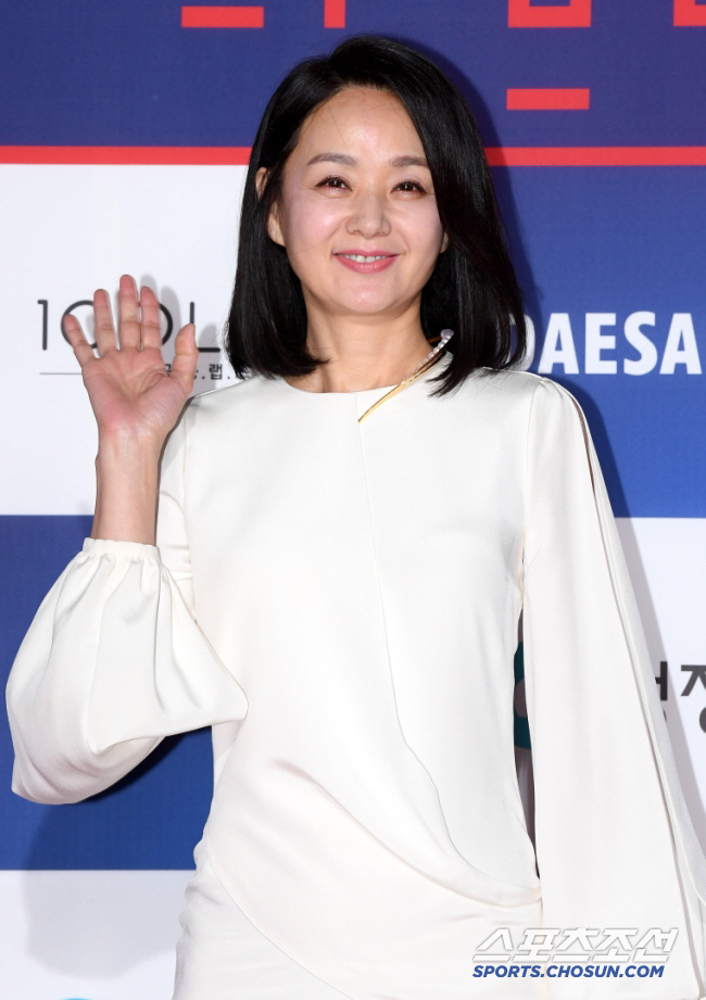 배종옥, 충격 생활고 고백…"2~3년간 밥값 아까워 사람도 안 만났다"(…