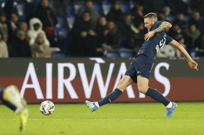 '토트넘 또또또 KO패!' 포스텍의 수비보강 플랜 폭망. PSG 센터백 …