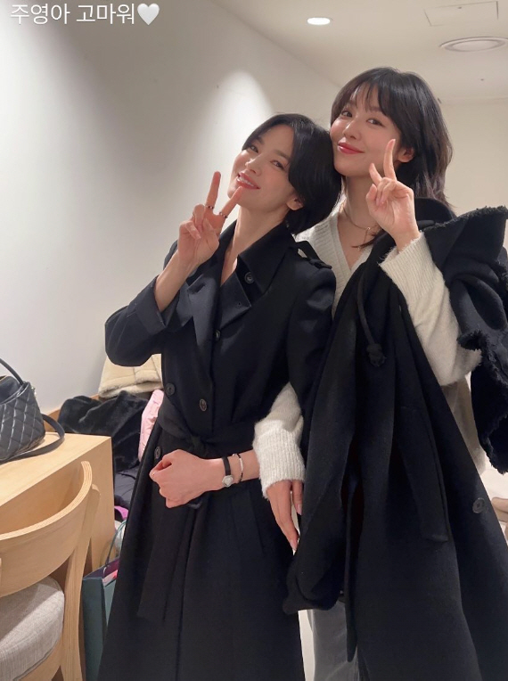 송혜교, 외모 내려놨다더니..임지연→차주영, 여배우들 사이 빛나는 외모