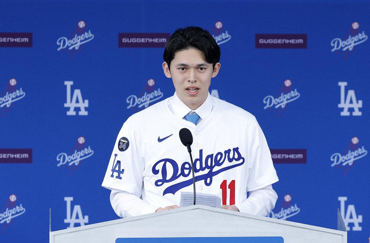 "LA에 온걸 환영해!" NBA 르브론 제임스도 반겼다, 사사키 '11번…