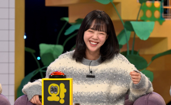 '대세MZ' 지예은 초강력 멘탈…전현무도 혀 내둘렀다 "쟤 도핑 테스트 …