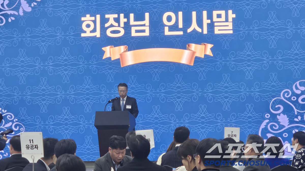 "파리올림픽,진격의 안마영웅" 허웅 최우수선수상[2025체조인의 밤]