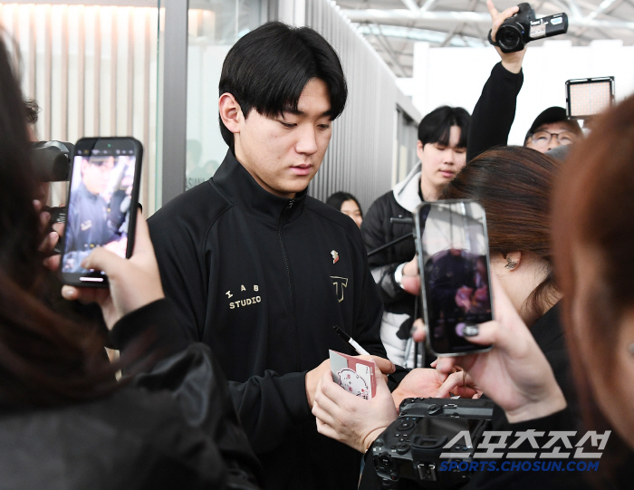 "왜 10억 말했냐면…" KIA 파격 대우 대만족, 그러나 김도영은 멈추…