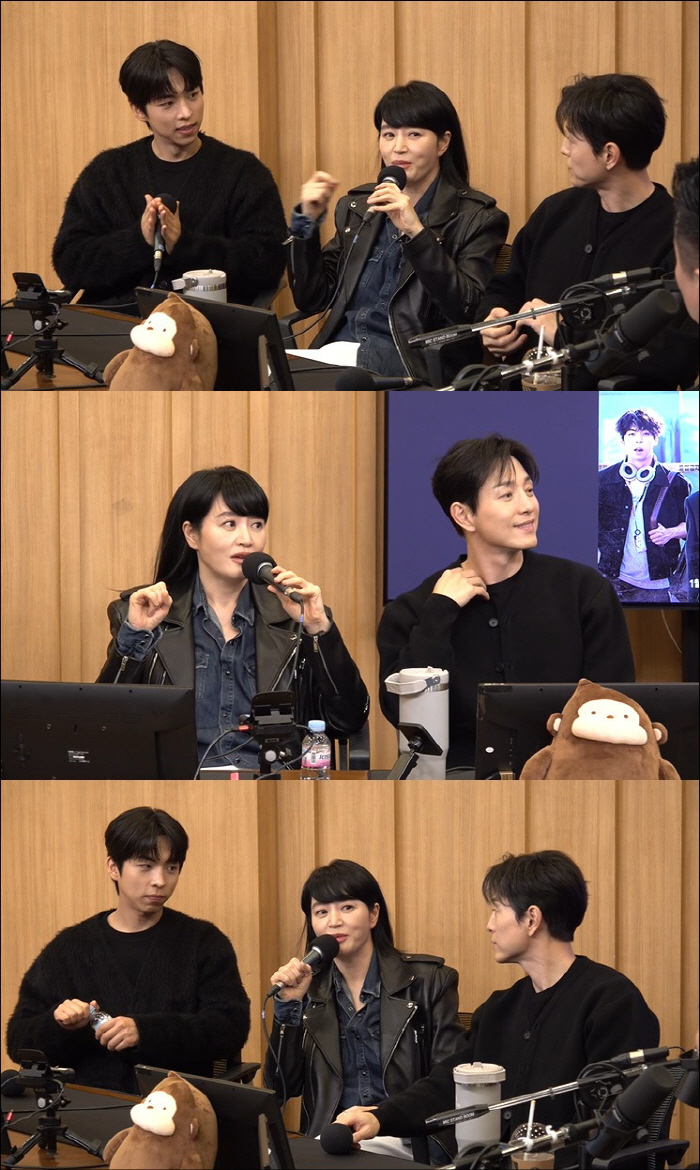 김혜수 "'청룡' 후임 한지민, 너무 잘해…미련 없이 시청자로 봐" ('…