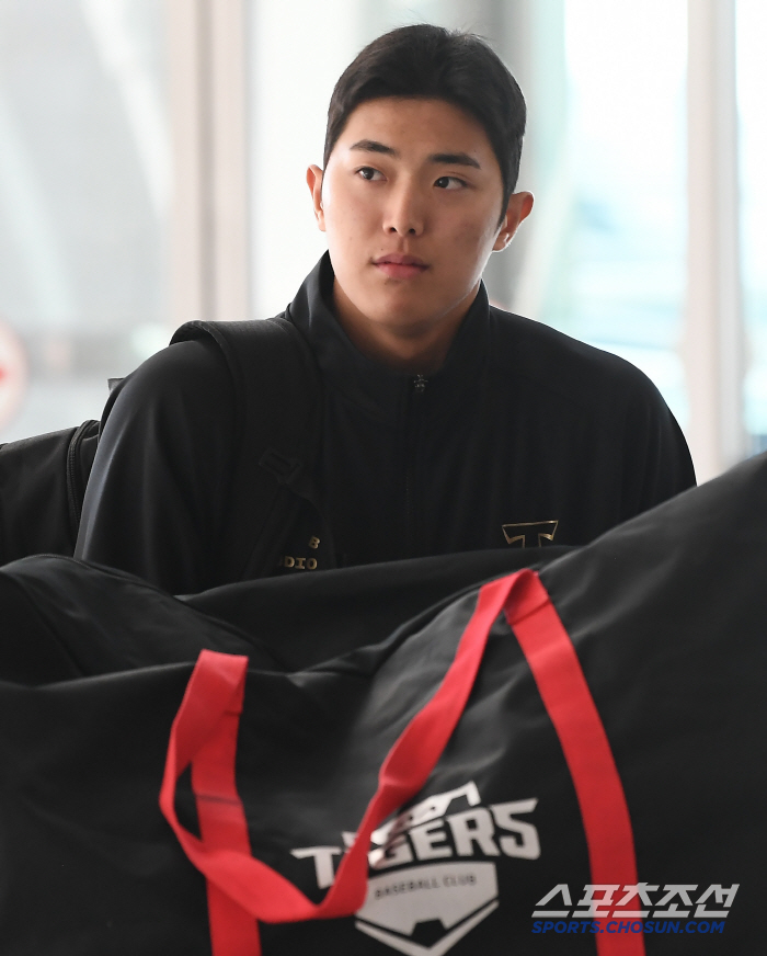 "목표? LG 깨부수기" 52억 잭팟 KIA 우승 동료 향한 살벌한 경고…