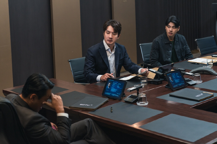 [SC인터뷰] "정치? 할 거면 대통령으로"…'히트맨2' 정준호, 돌아온…