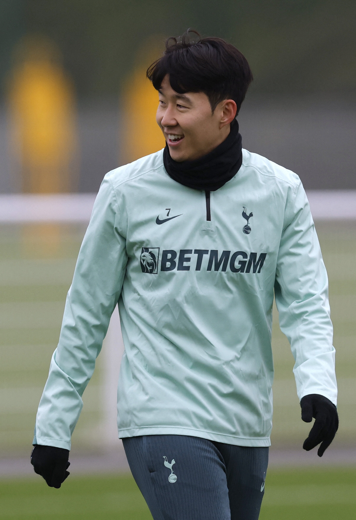 [속보] 손흥민 터졌다! 호펜하임전 추가골 작렬...토트넘 2-0 완벽 …