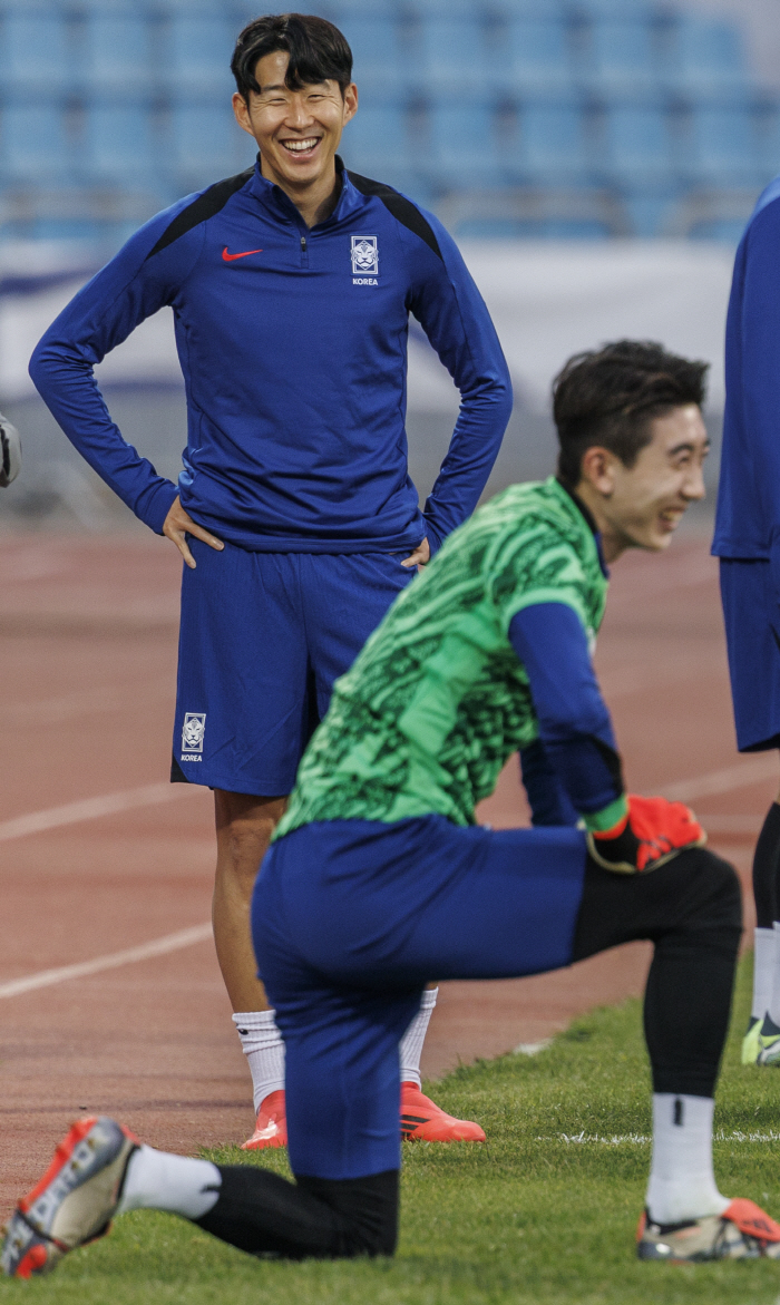 [현장인터뷰]살인 일정이 오히려 더 반가운 '韓 넘버 1' 조현우의 역설…