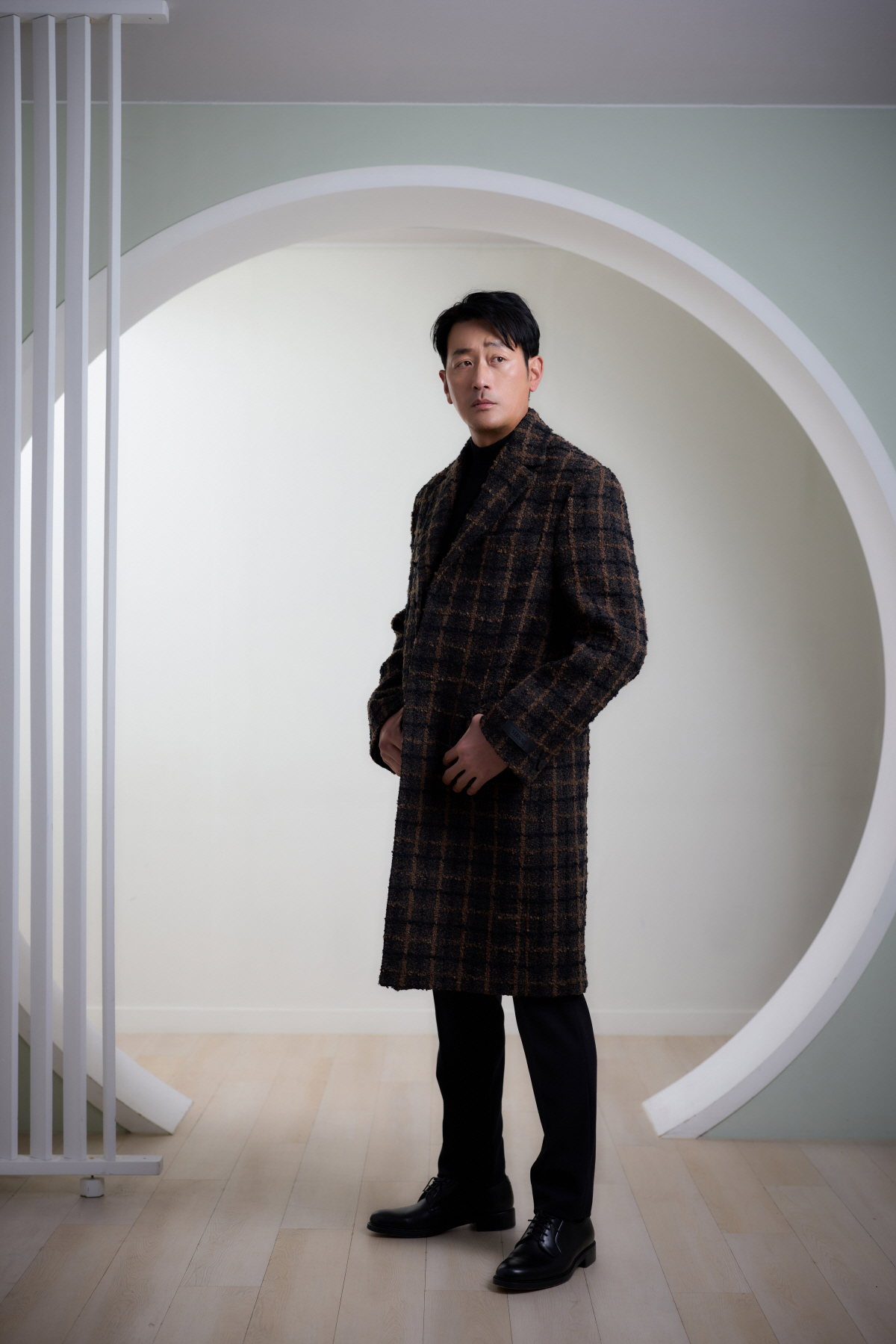 [SC인터뷰] "얼굴 경락도 포기→자연인으로 살아"…하정우, 90kg 찌…