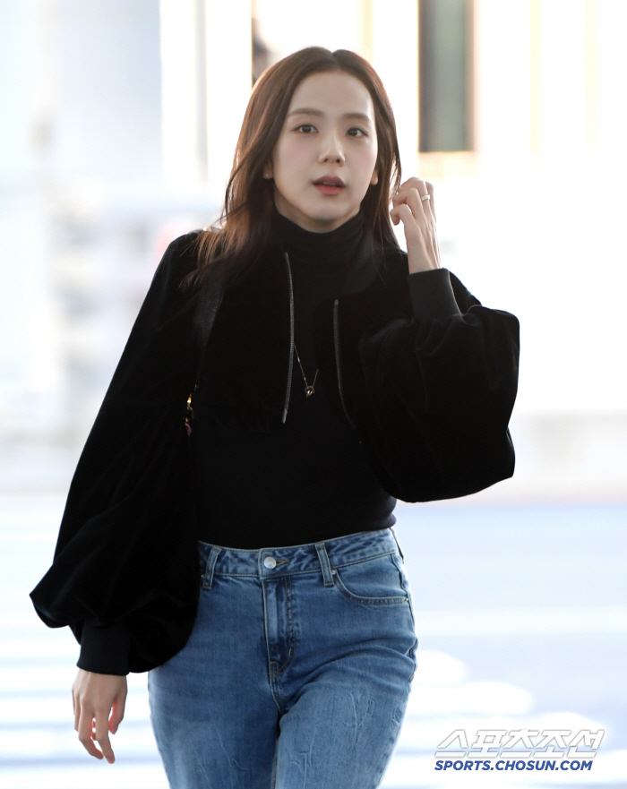 [포토] 블랙핑크 지수 '어머 너무 예쁘잖아'