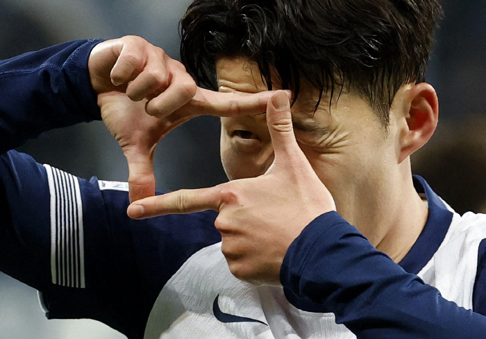 "SON, 또또또 새 역사 작성!" EPL 사상 첫 9연속 두 자릿수 득…