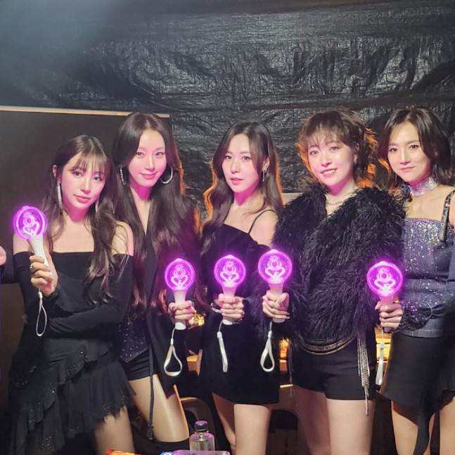 베이비복스, 14년만 완전체 후 찐친 인증...2시간 통화 후 "다 못한…