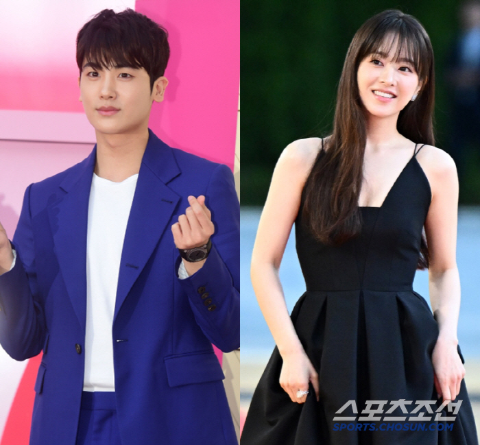 "애정 표현 안 숨겨" 박형식·박보영, ♥열애설 터진 '설레는 스킨십' …
