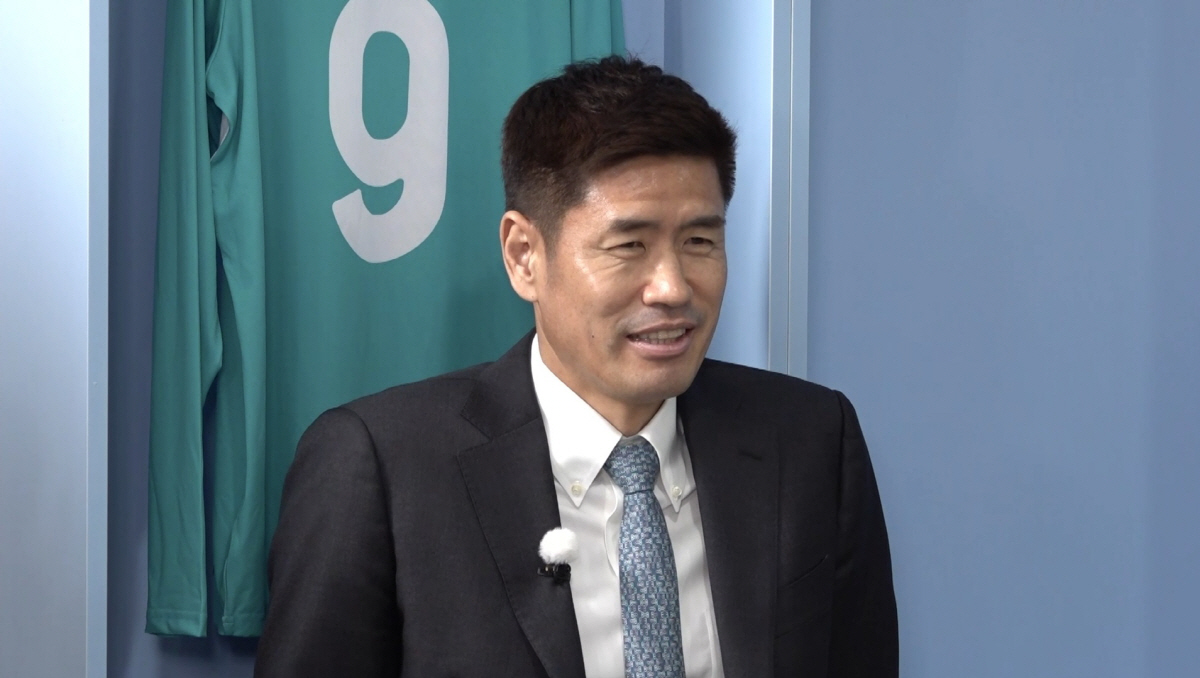 '연예대상' 이찬원, 축구 해설가로 데뷔하는데…설기현에 진땀 "안정환이 …
