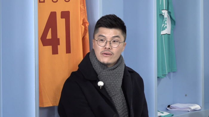 '연예대상' 이찬원, 축구 해설가로 데뷔하는데…설기현에 진땀 "안정환이 …