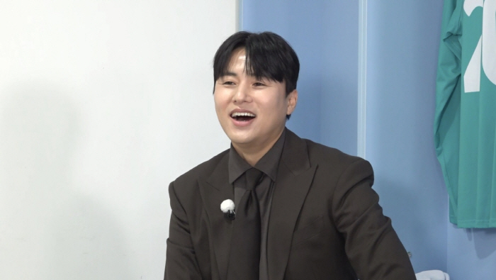 '연예대상' 이찬원, 축구 해설가로 데뷔하는데…설기현에 진땀 "안정환이 …