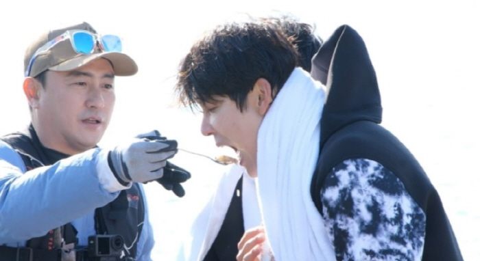 [SC리뷰] "수영계의 슈퍼맨" 박태환, 무인도 레스토랑서 생존력 끝판왕…