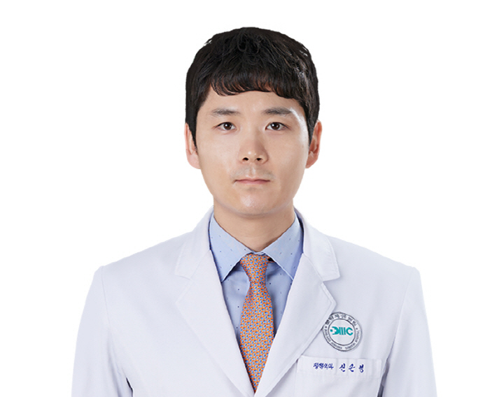 여성이 2.4배 더 많은 '고관절 골절', 방치하면 치명적