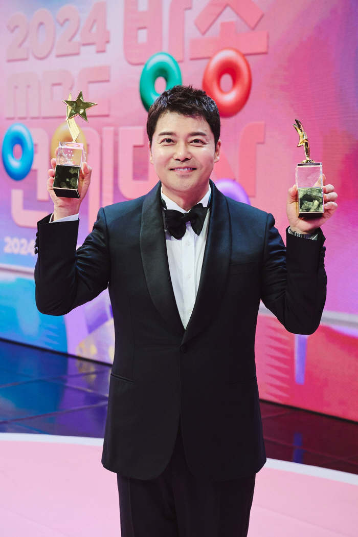 [종합] "예능 꿈나무에서 1인자로"…'MBC 아들' 전현무, 세 번째 …