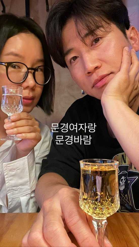 “방귀 안 터”..'결혼 17년 차' 유세윤, 4세 연상 아내와 여전히 …