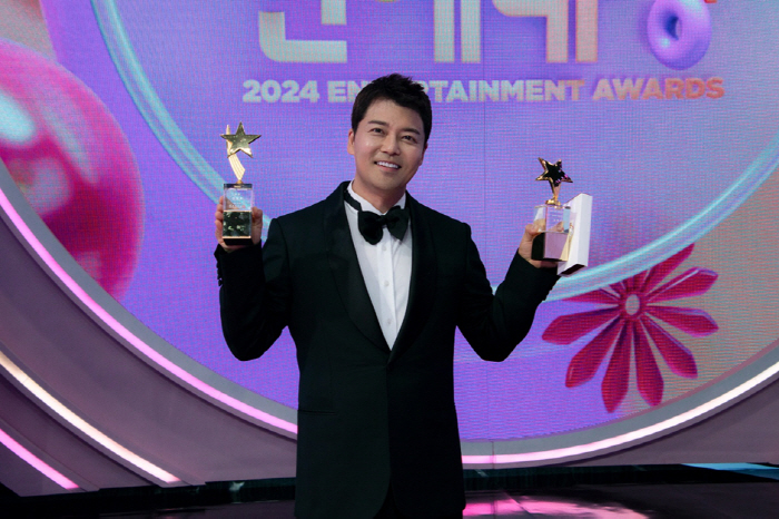 [전문] '대상' 전현무, 진심 담은 수상 소감…"오버하지 않고 소임 다…