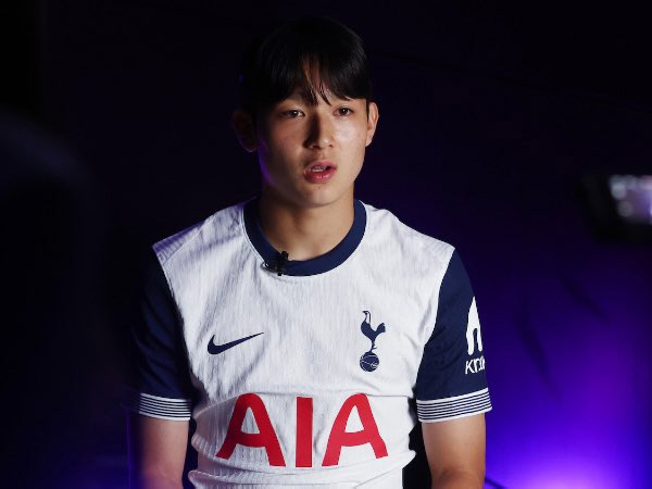 충격! 양민혁 결국 '2부리그행' 박지성의 QPR로 임대…"낮은 레벨서 …