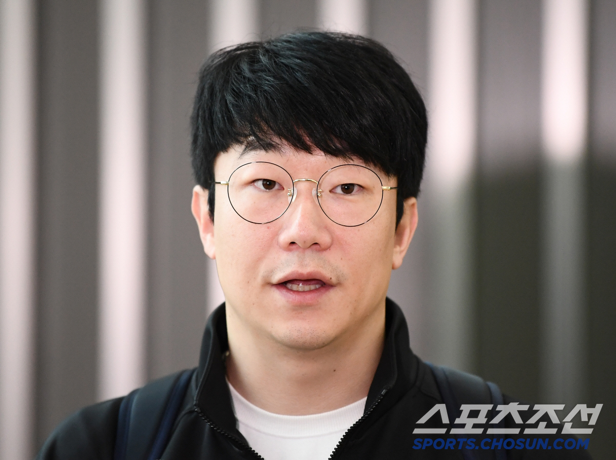 "힘닿는 한, 유니폼 벗는 날까지…" 어느덧 37살, '11년 연속 대기…