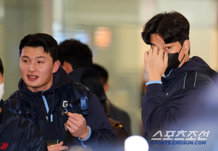 '문동주 1억 그대로인데...' 김도영 5억, 박영현 이재현 윤동희 2억…