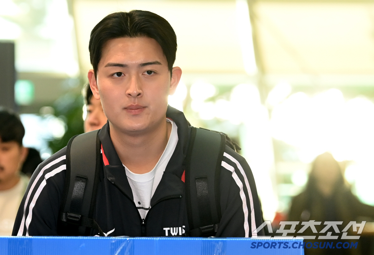 "내 공은 눈감고도 친다고..." 염갈량이 직접 키우는 155km 강속구…