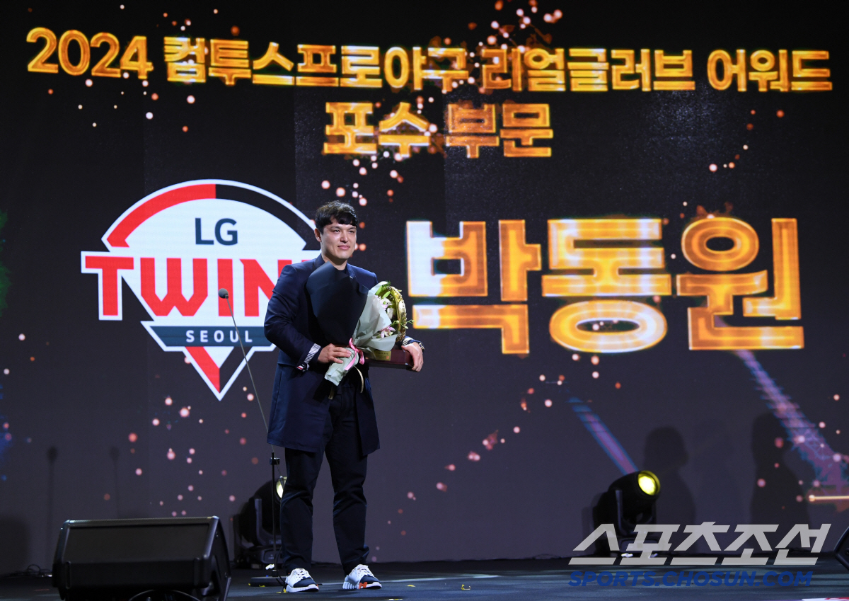 '베테랑 선배 없어 1000이닝 찍을지도...' 2년 연속 수비이닝 1위…