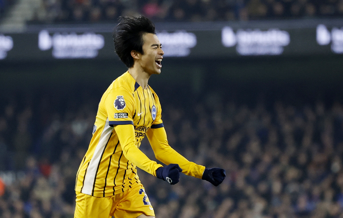 일본 난리났다! 미토마, 사우디 '1600억' 미친 오퍼 온다...브라이턴 1000억 제안 단칼 거절