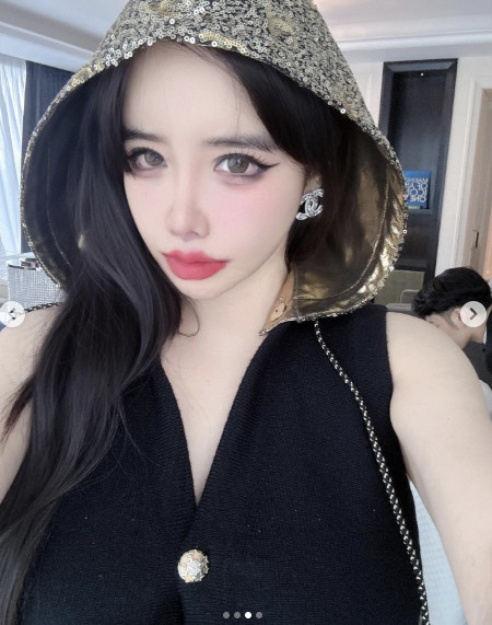 박봄, 11kg에서 더 뺐나…탄수화물 끊고 돌아온 전성기 '인형 비주얼'